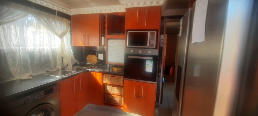 2 Bedroom Property for Sale in Mdantsane Eastern Cape